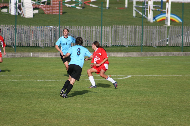 gal/08. Spieltag- SV Reischach-Rasen/2006-10-24 - SVR gg. Rasen-Antholz 052.jpg